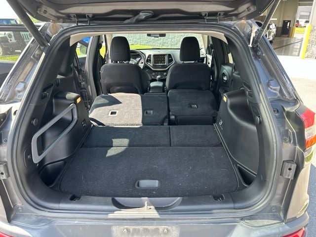 2016 Jeep Cherokee Altitude