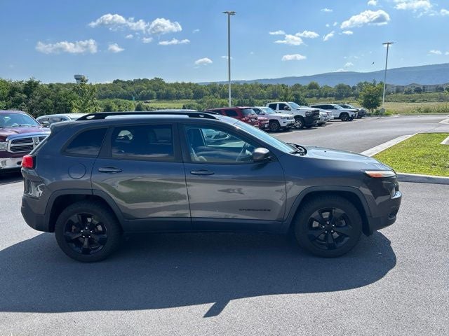 2016 Jeep Cherokee Altitude