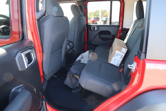 2027 Jeep Wrangler WRANGLER 4-DOOR SPORT S