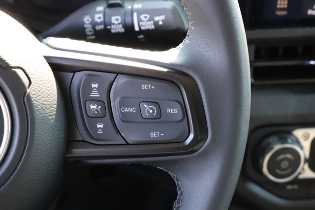 2025 Jeep Wrangler 4-Door Summit 4x4