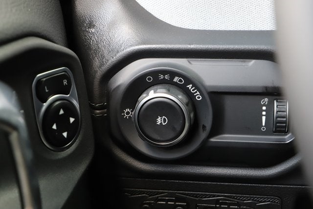 2024 Jeep Wrangler WRANGLER 4-DOOR SAHARA