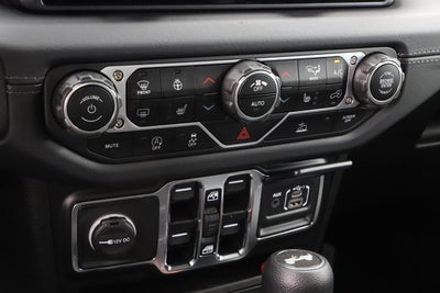 2024 Jeep Wrangler WRANGLER 4-DOOR SAHARA