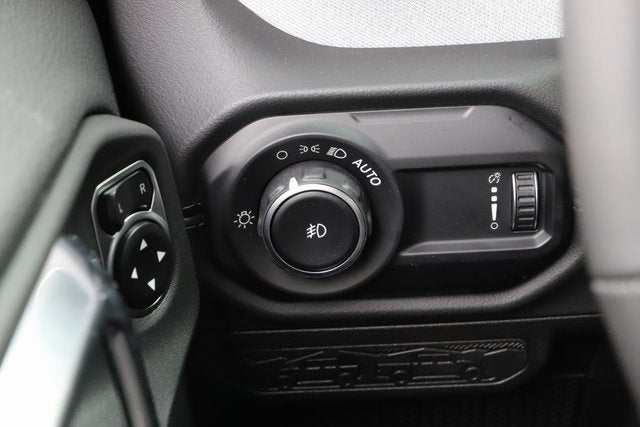 2024 Jeep Wrangler WRANGLER 4-DOOR SAHARA