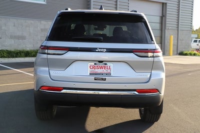 2025 Jeep Grand Cherokee GRAND CHEROKEE LAREDO X 4X4