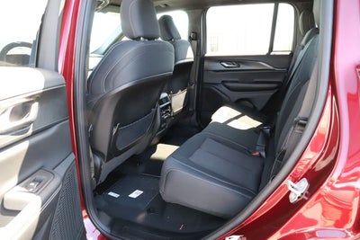 2026 Jeep Grand Cherokee GRAND CHEROKEE LAREDO X 4X4