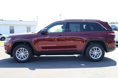 2026 Jeep Grand Cherokee GRAND CHEROKEE LAREDO X 4X4