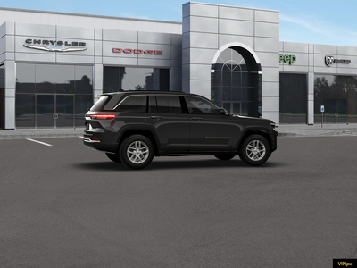 2026 Jeep Grand Cherokee Laredo