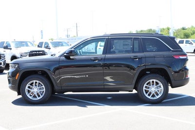 2026 Jeep Grand Cherokee GRAND CHEROKEE LAREDO X 4X4