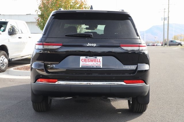 2025 Jeep Grand Cherokee GRAND CHEROKEE LAREDO X 4X4