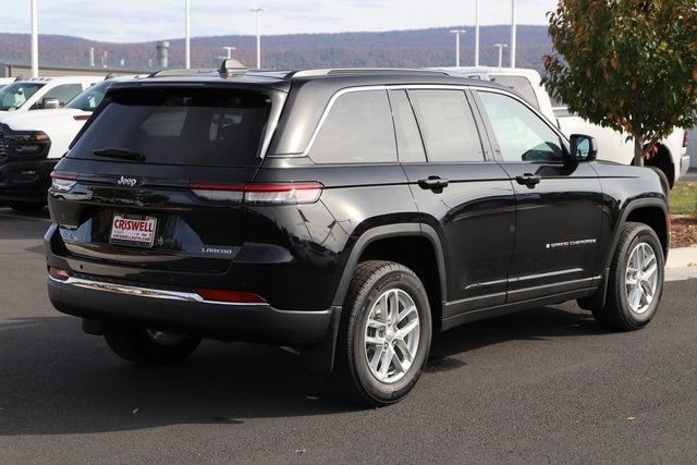 2025 Jeep Grand Cherokee GRAND CHEROKEE LAREDO X 4X4