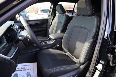 2026 Jeep Grand Cherokee GRAND CHEROKEE LAREDO X 4X4