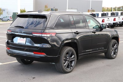 2027 Jeep Grand Cherokee GRAND CHEROKEE LIMITED RESERVE 4X4