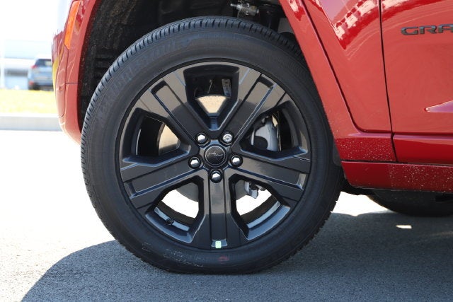 2027 Jeep Grand Cherokee GRAND CHEROKEE LIMITED RESERVE 4X4