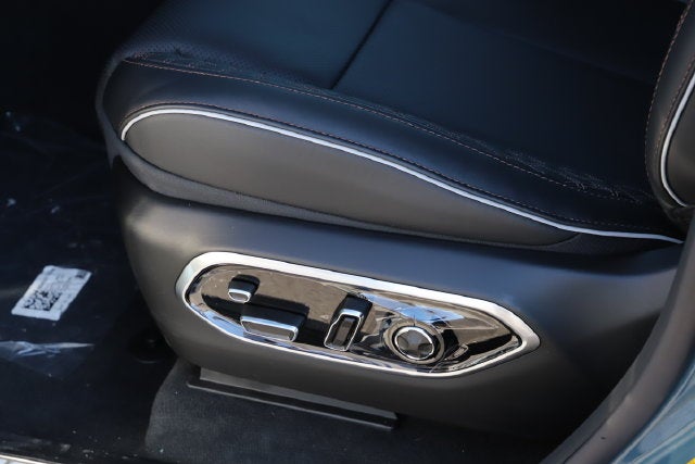 2027 Jeep Grand Cherokee GRAND CHEROKEE SUMMIT 4X4