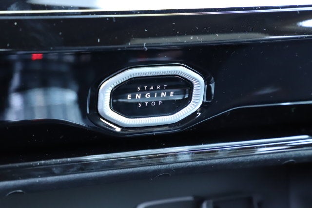 2027 Jeep Grand Cherokee GRAND CHEROKEE SUMMIT 4X4