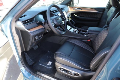 2027 Jeep Grand Cherokee GRAND CHEROKEE SUMMIT 4X4