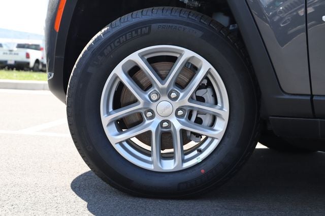 2026 Jeep Grand Cherokee GRAND CHEROKEE L LAREDO X 4X4