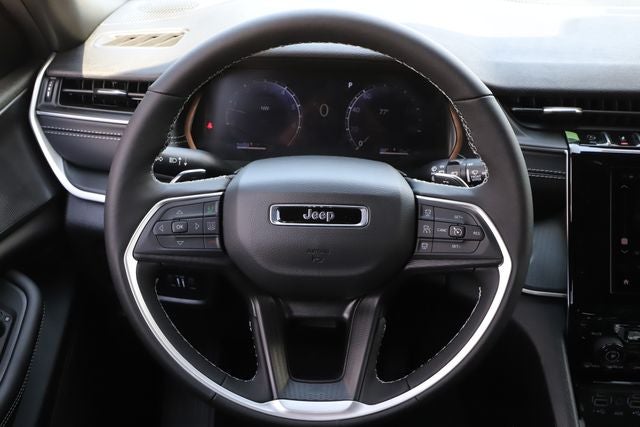 2026 Jeep Grand Cherokee GRAND CHEROKEE L LAREDO X 4X4