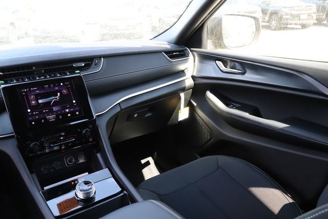 2026 Jeep Grand Cherokee GRAND CHEROKEE L LAREDO X 4X4