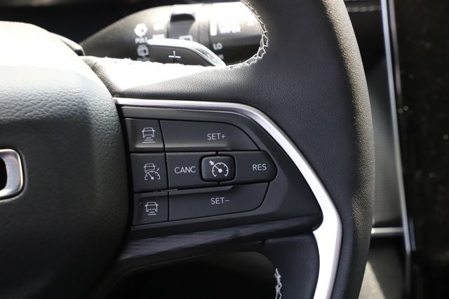 2026 Jeep Grand Cherokee GRAND CHEROKEE L LAREDO X 4X4