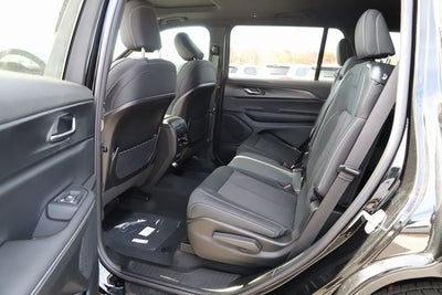 2025 Jeep Grand Cherokee GRAND CHEROKEE L LAREDO X 4X4