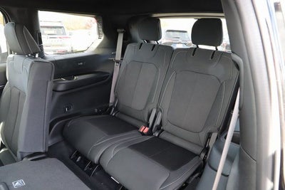 2025 Jeep Grand Cherokee GRAND CHEROKEE L LAREDO X 4X4