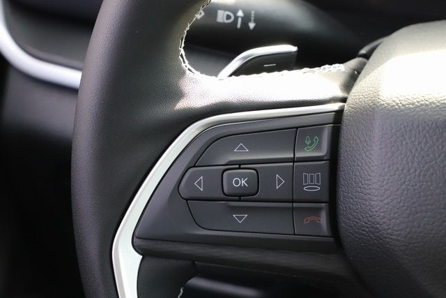 2025 Jeep Grand Cherokee GRAND CHEROKEE L LAREDO X 4X4