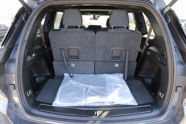 2025 Jeep Grand Cherokee GRAND CHEROKEE L LAREDO X 4X4