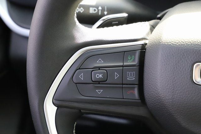 2025 Jeep Grand Cherokee GRAND CHEROKEE L LAREDO X 4X4