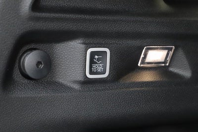 2025 Jeep Grand Cherokee GRAND CHEROKEE L LAREDO X 4X4