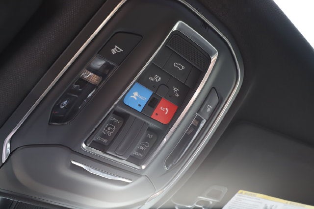 2027 Jeep Grand Cherokee GRAND CHEROKEE L LAREDO X 4X4