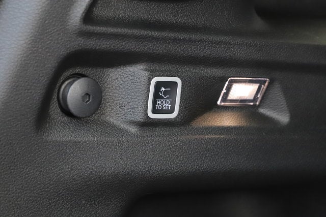 2027 Jeep Grand Cherokee GRAND CHEROKEE L LAREDO X 4X4