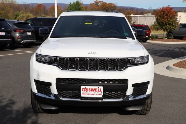 2025 Jeep Grand Cherokee GRAND CHEROKEE L LAREDO X 4X4