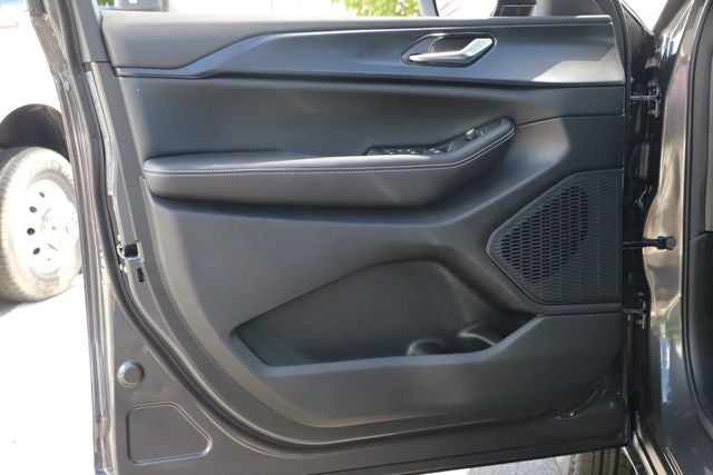 2026 Jeep Grand Cherokee GRAND CHEROKEE L LAREDO X 4X4