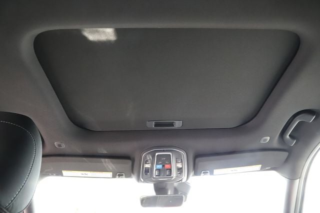 2026 Jeep Grand Cherokee GRAND CHEROKEE L LAREDO X 4X4