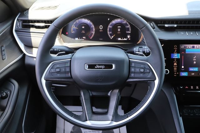 2026 Jeep Grand Cherokee GRAND CHEROKEE L LIMITED 4X4