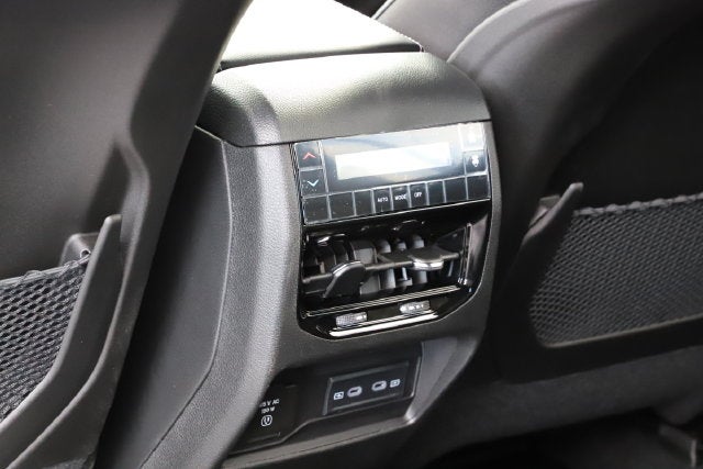 2027 Jeep Grand Cherokee GRAND CHEROKEE L LIMITED 4X4
