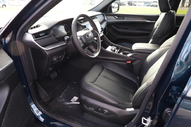2027 Jeep Grand Cherokee GRAND CHEROKEE L LIMITED 4X4