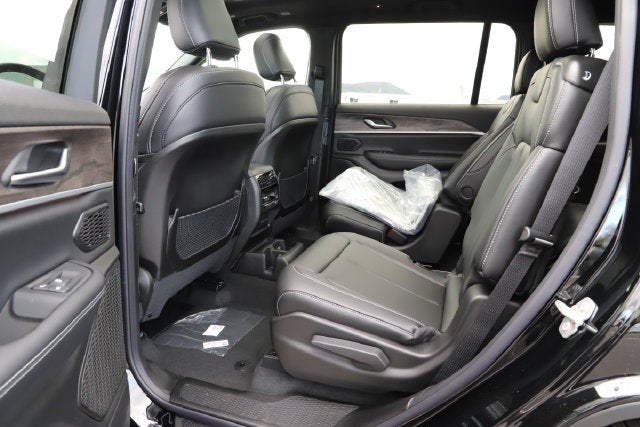 2027 Jeep Grand Cherokee GRAND CHEROKEE L LIMITED 4X4