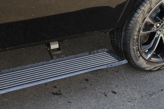 2024 Jeep Grand Wagoneer Series II