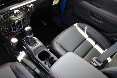 2025 Jeep Gladiator GLADIATOR RUBICON 4X4