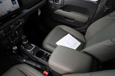 2025 Jeep Gladiator GLADIATOR MOJAVE 4X4