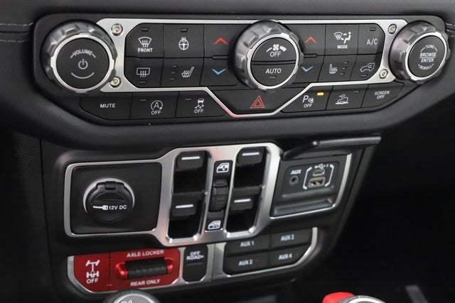 2025 Jeep Gladiator GLADIATOR MOJAVE 4X4