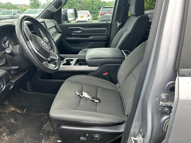 2022 RAM 1500 Big Horn Crew Cab 4x4 5'7' Box
