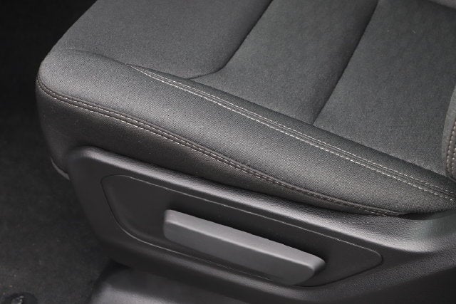 2027 RAM Ram 1500 RAM 1500 TRADESMAN CREW CAB 4X4 5'7' BOX