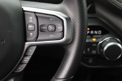 2027 RAM Ram 1500 RAM 1500 TRADESMAN CREW CAB 4X4 5'7' BOX