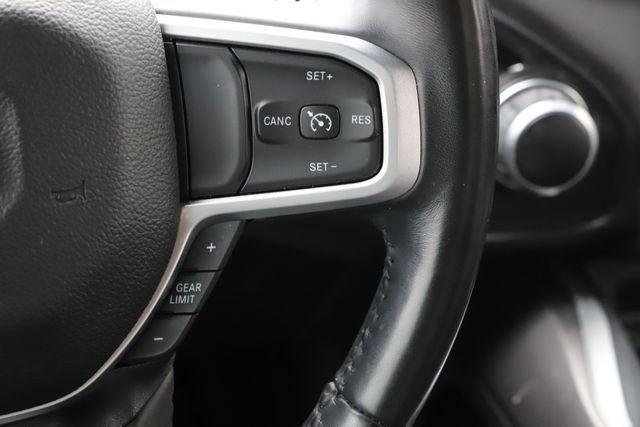 2022 RAM 1500 Big Horn Quad Cab 4x4 6'4' Box