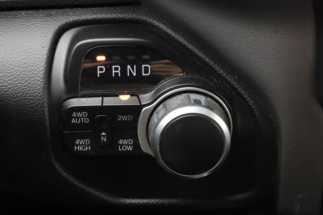 2022 RAM 1500 Big Horn Quad Cab 4x4 6'4' Box