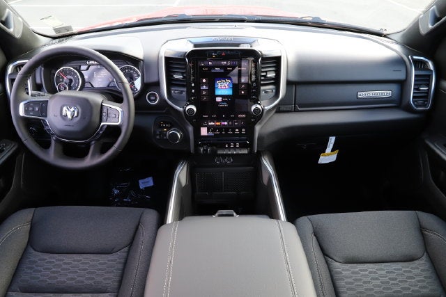 2027 RAM Ram 1500 RAM 1500 BIG HORN CREW CAB 4X4 5'7' BOX