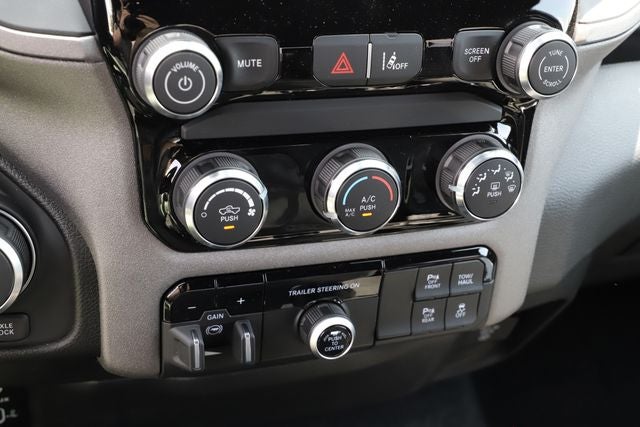 2026 RAM Ram 1500 RAM 1500 WARLOCK CREW CAB 4X4 5'7' BOX